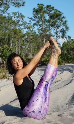 Capri Art Leggings: Happiness in pink.